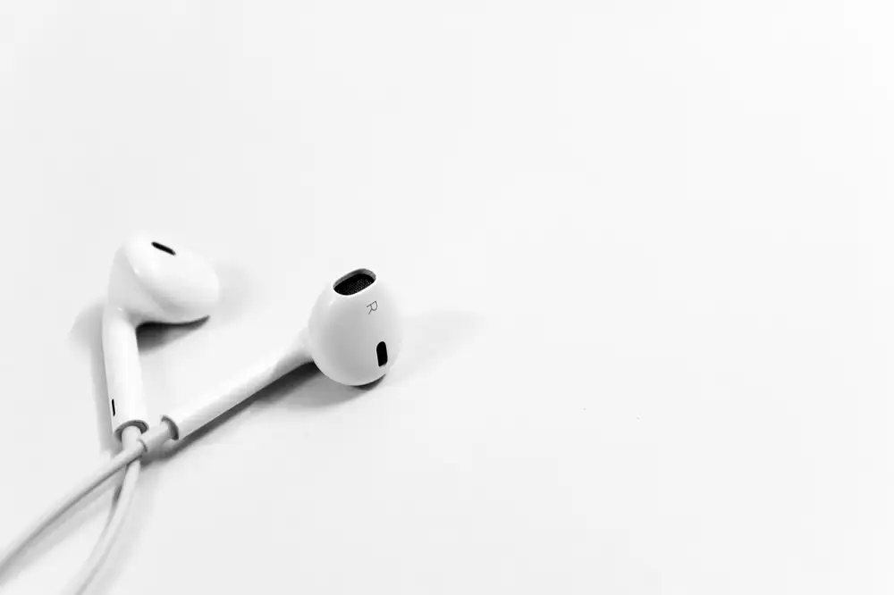 Apple Music Keeps Pausing